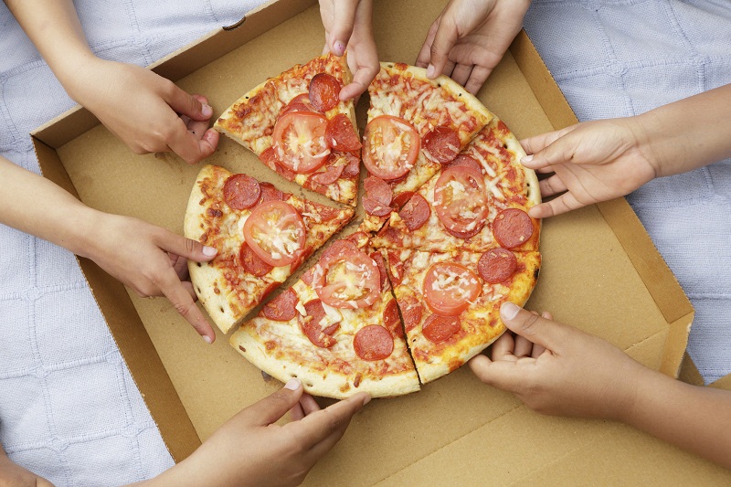 Коробка для пиццы из гофрокартона, как средство рекламы